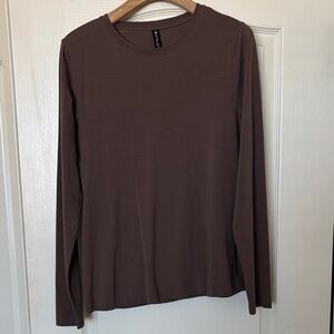 Athleta Women's Brown Long Sleeve Tee